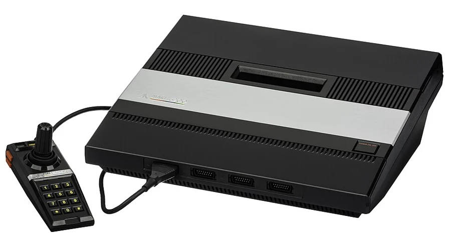 Imagem de Atari 5200 — Atari-5200-4-Port-wController-L