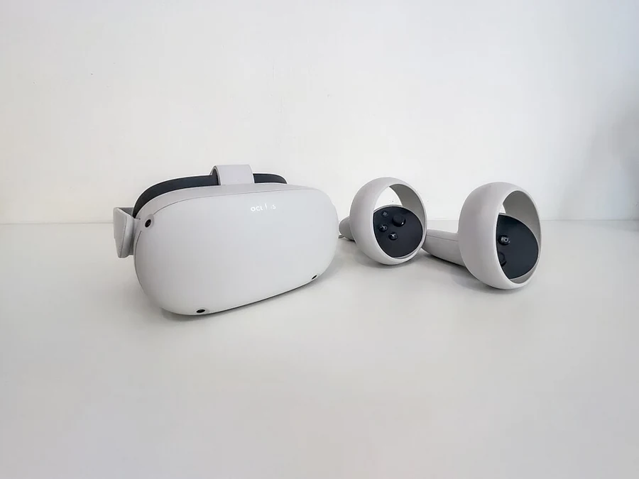 Imagem de Meta Quest 2 — Oculus Quest II (50844634326)