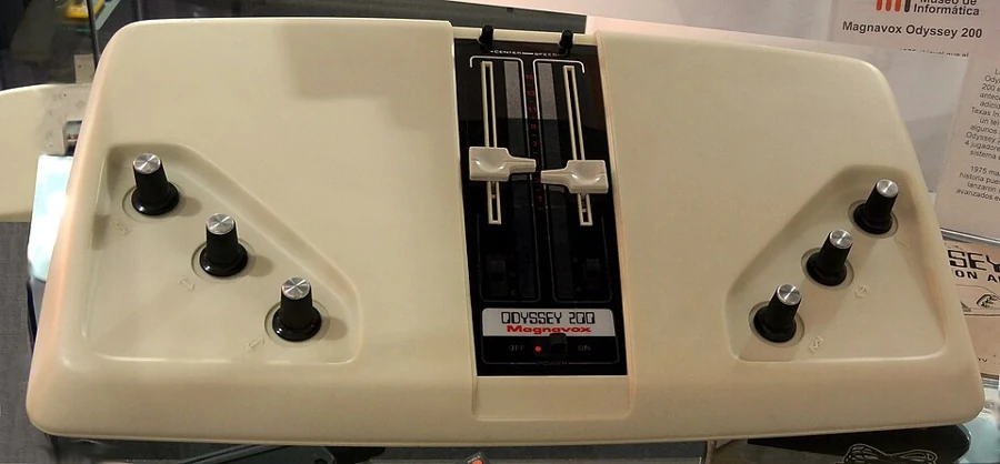 Imagem de Magnavox Odyssey 200 — Magnavox Odyssey 200
