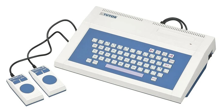 Imagem de Tomy Pyuuta — Tomy-Tutor-wControllers
